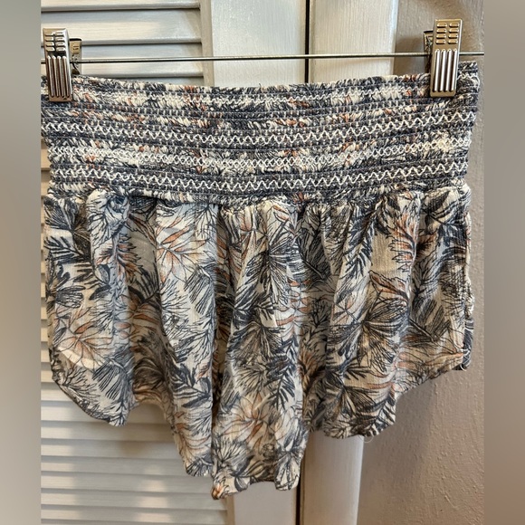 Swimsuit Coverup Short - Picture 2 of 5